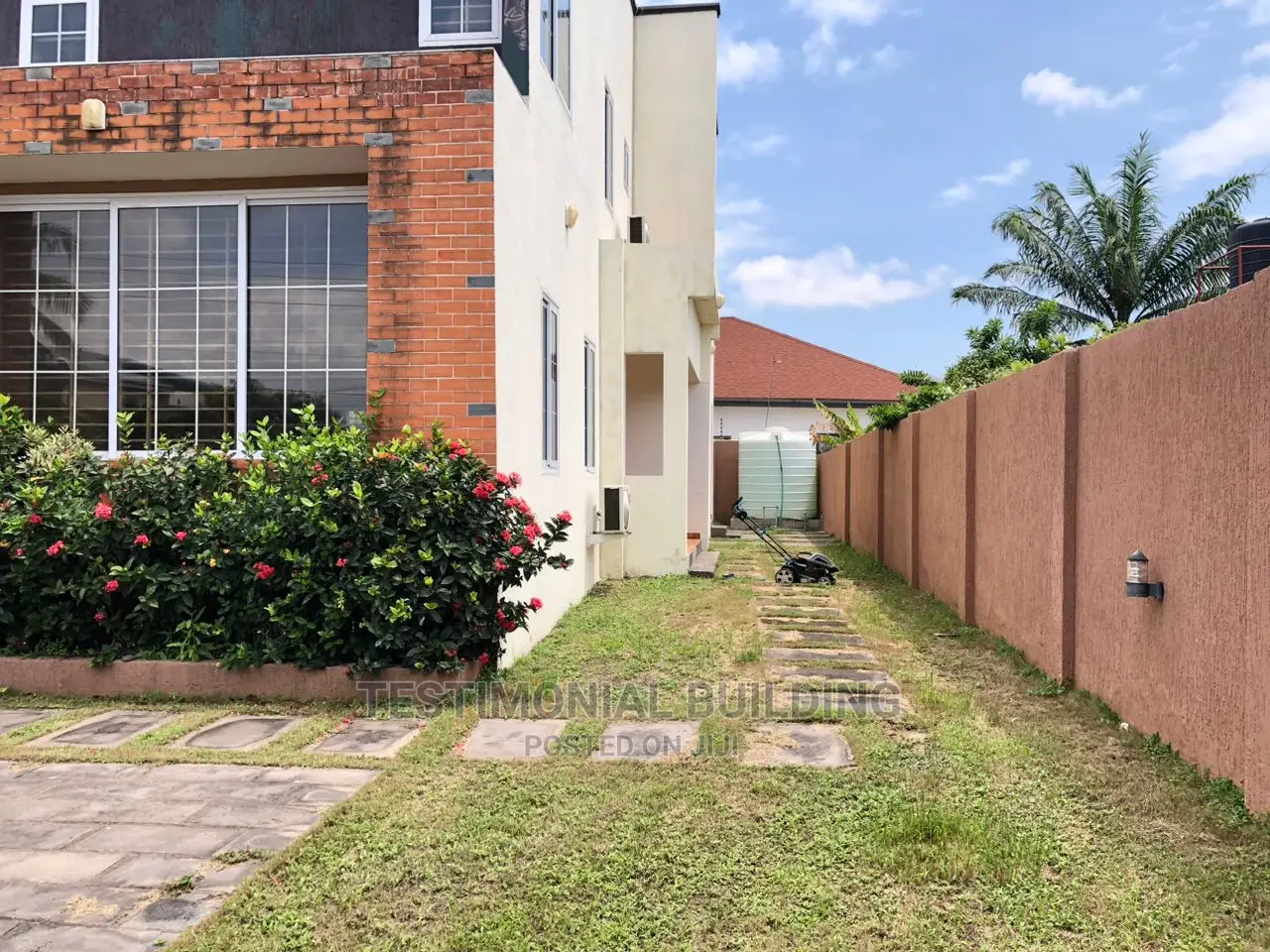 4bdrm House in Testimonial Building, a C Mall Area for Rent