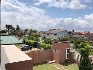 4bdrm House in Testimonial Building, a C Mall Area for Rent