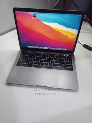 Macbook M1 Screen Foresale