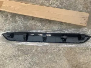 CRV 2017-2021 Boot Moulding