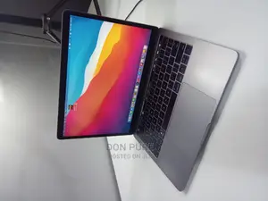 Macbook Pro 2017 Screen Foresale