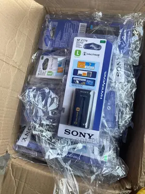 Sony F700 Batteries