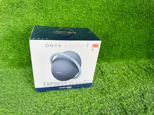 True Sound Onyx Harman Kardon Studio 7 Speaker