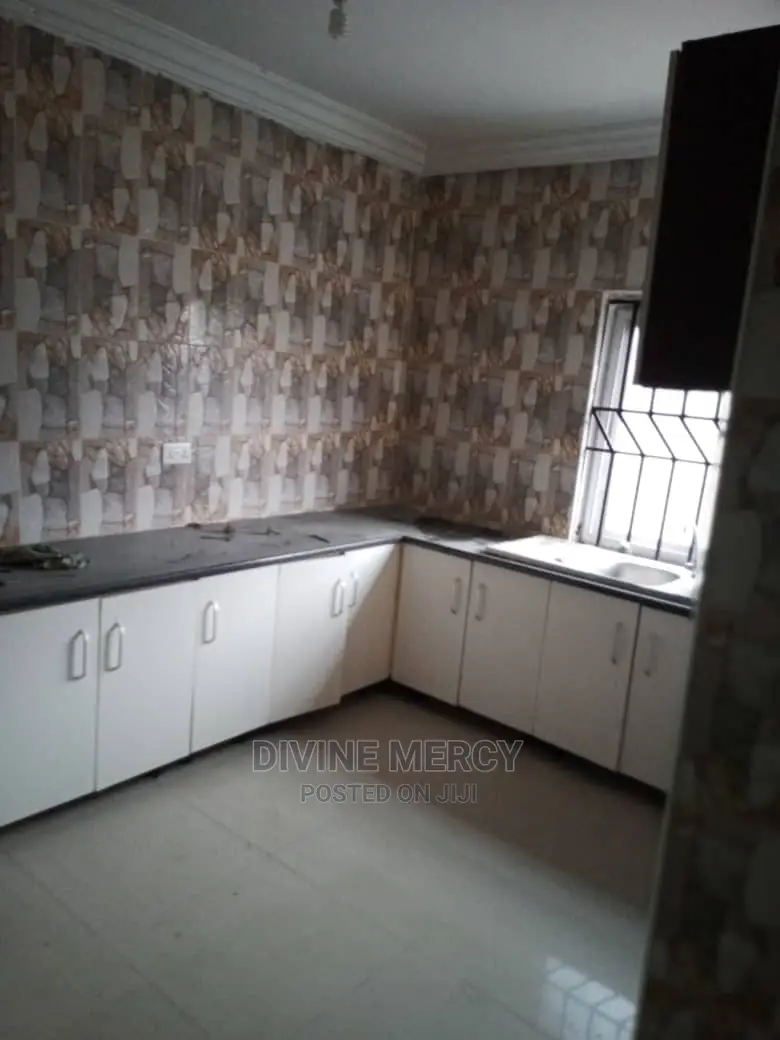 2bdrm Bungalow in Roman Winger Kasoa, Awutu Senya East Municipal