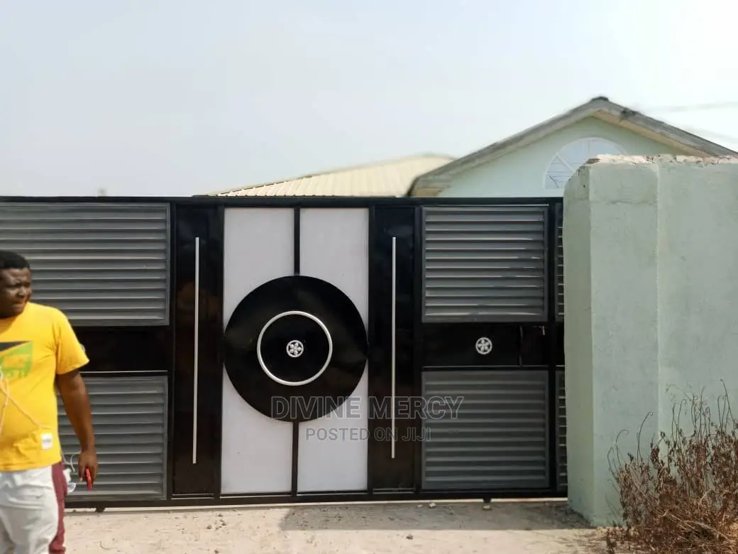 2bdrm Bungalow in Roman Winger Kasoa, Awutu Senya East Municipal