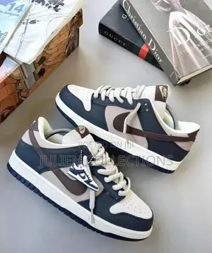 Nike SB Dunk Low