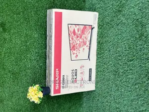 Wide Realistic View Sharp Digital 32”Hd  Satellite 