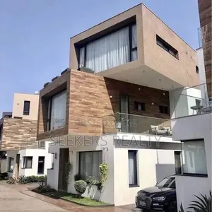 4bdrm House in Seekers Realty, Cantonments for Sale