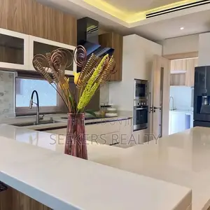 4bdrm House in Seekers Realty, Cantonments for Sale