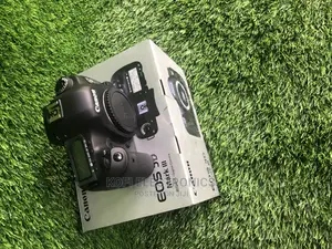 Sealed in Box Canon EOS 5D Mark III DSLR Camera (Body Only)