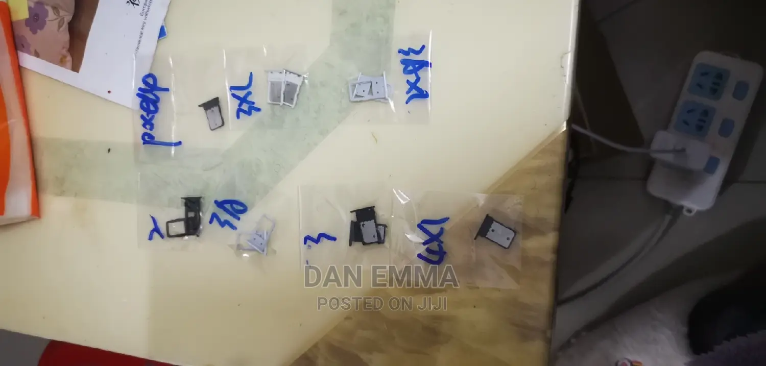 Pixel Sim Tray