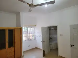 3bdrm House in Suadom Properties, Baatsona Total for rent