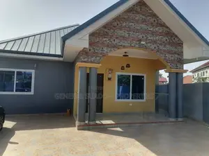 3bdrm House in Suadom Properties, Oyarifa for Sale