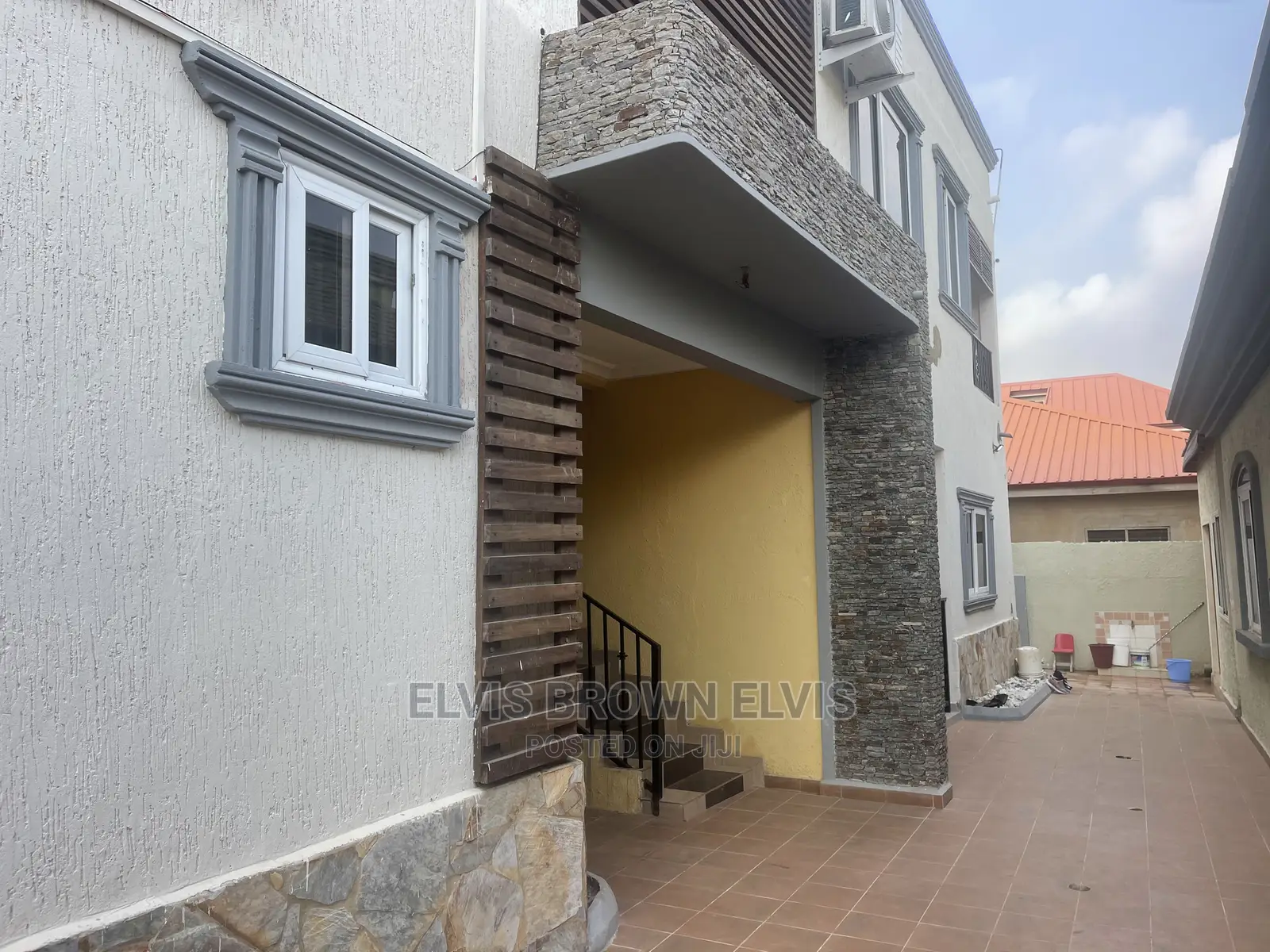 Furnished 2bdrm Apartment in Living Large, Adjiriganor for Rent