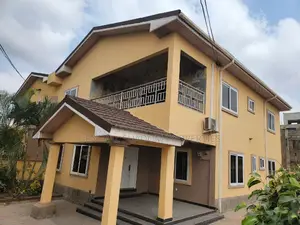 4bdrm Duplex in Suadom Properties, Baatsona Total for rent