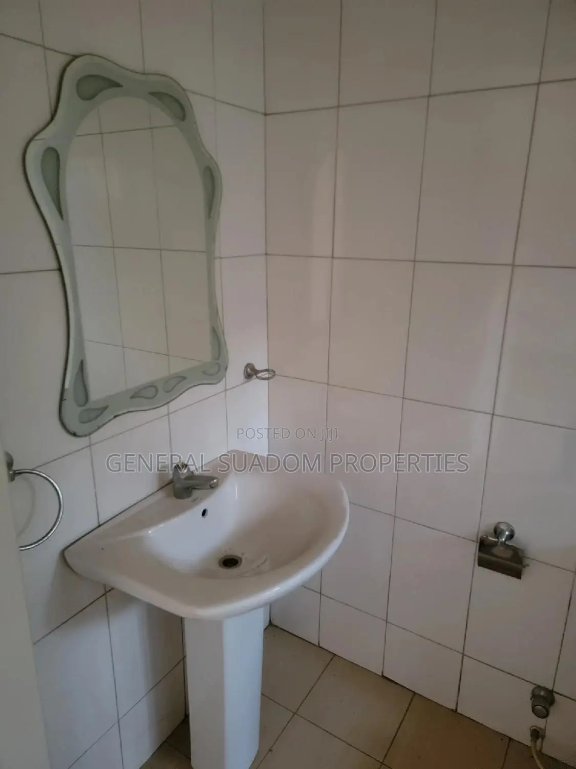 3bdrm House in Suadom Properties, Baatsona Total for rent
