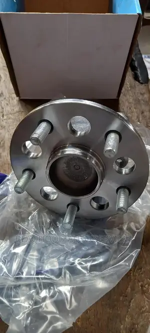 Toyota Camry Spider 2012-2014 Back FREE HUB BEARING in Stock