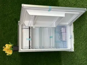 Sliver Single Door Adjustable Pearl 84L Fridge