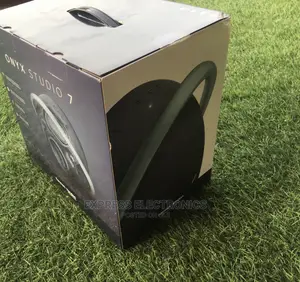 Harman Kardon Onyx Studio 7