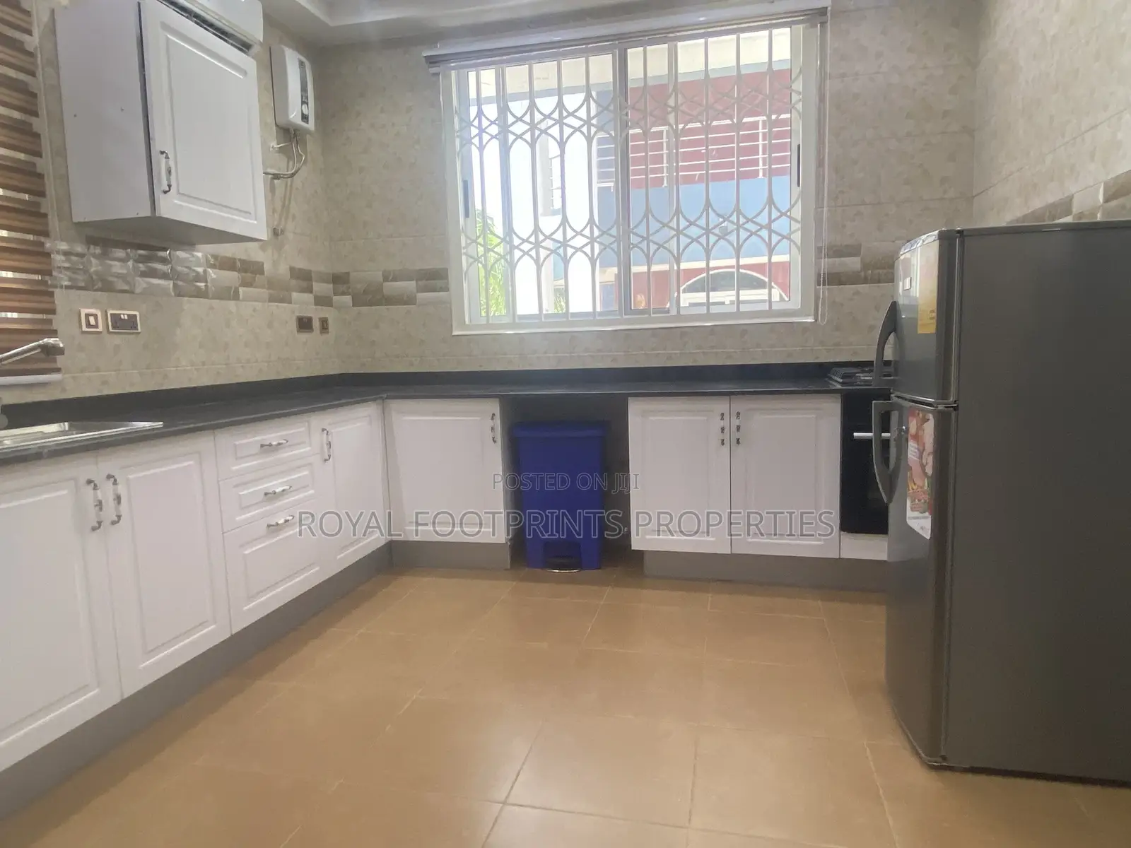 Ultra Modern Furnished Townhouse
