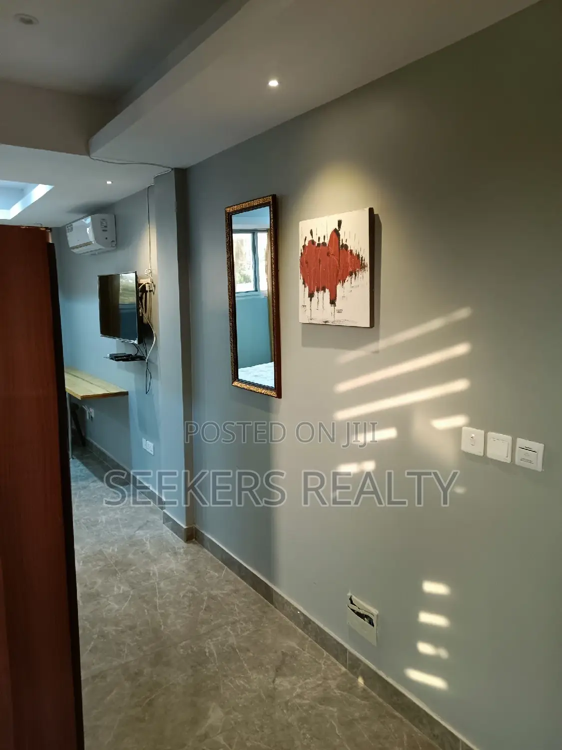 Furnished 1bdrm Apartment in Seekers Realty, Oxford Street for rent