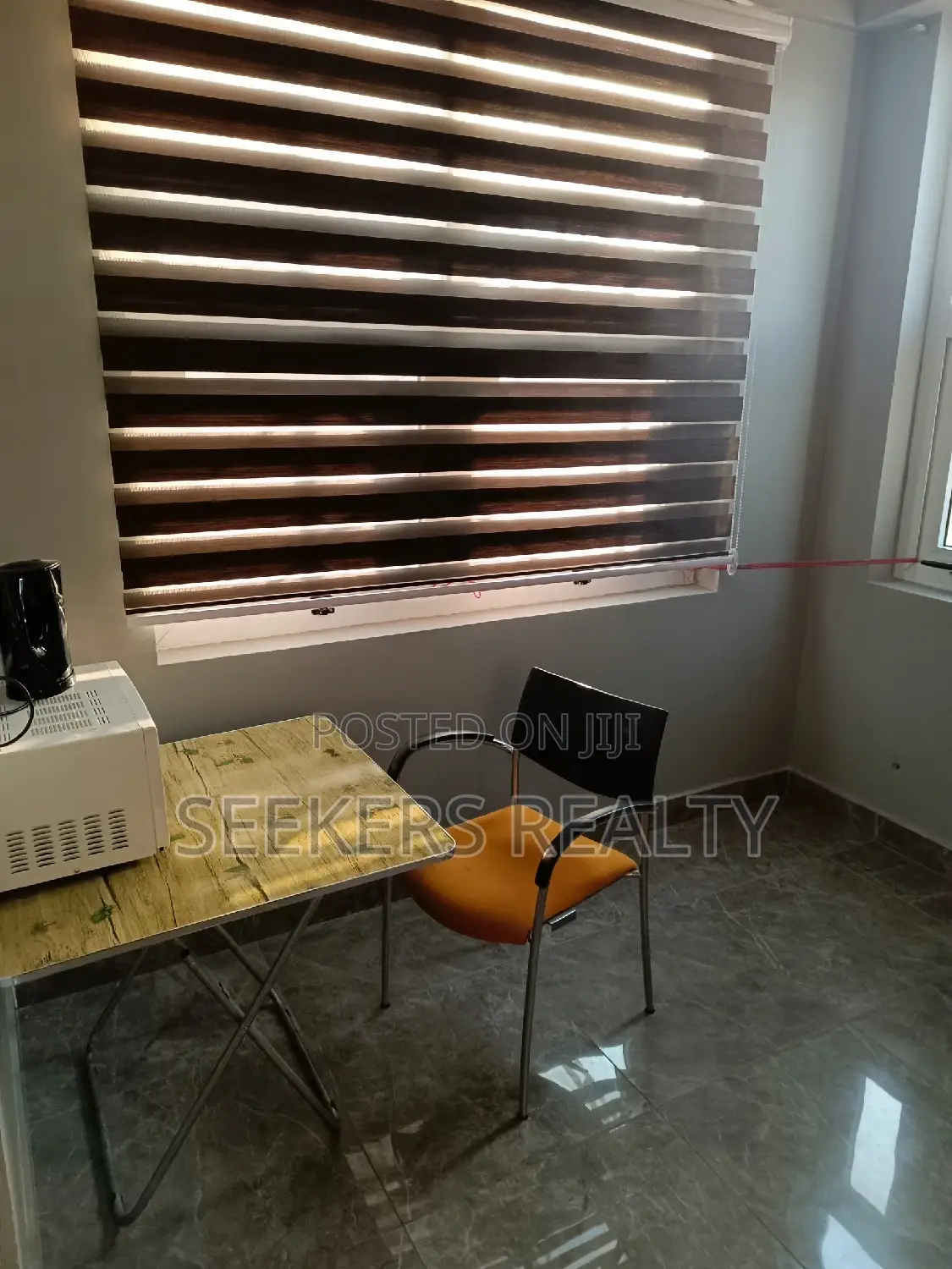 Furnished 1bdrm Apartment in Seekers Realty, Oxford Street for rent