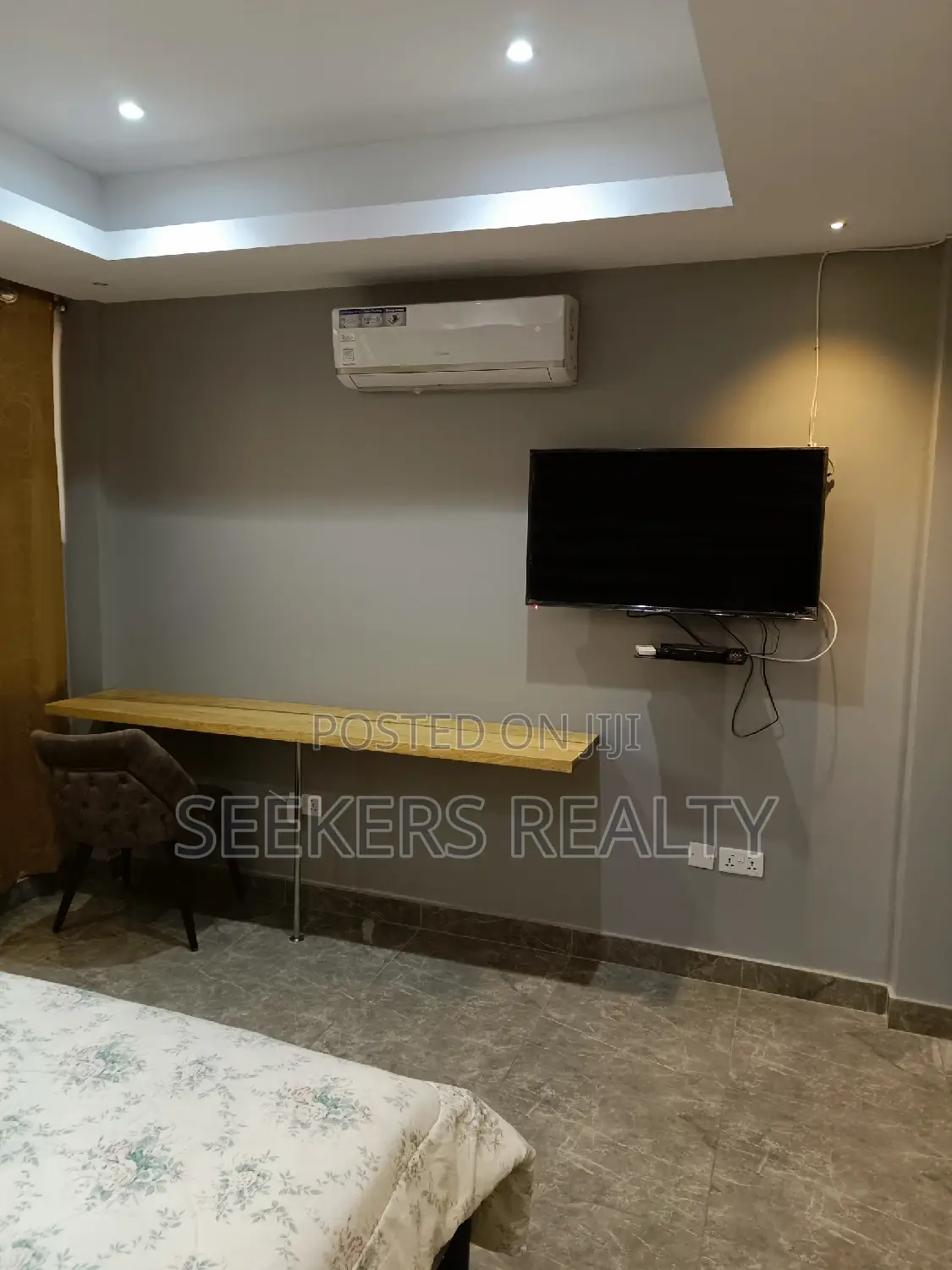 Furnished 1bdrm Apartment in Seekers Realty, Oxford Street for rent