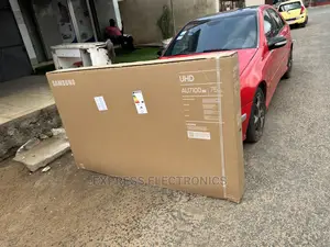 Series 7 UHD Android Smart Samsung 75”Tv