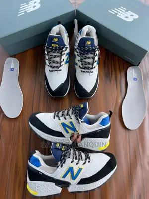 New Balance Snks