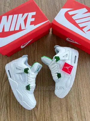 Nike Jordan 4 Metallic