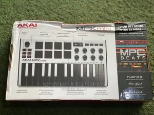 AKAI MPK Mini Midi Keyboard