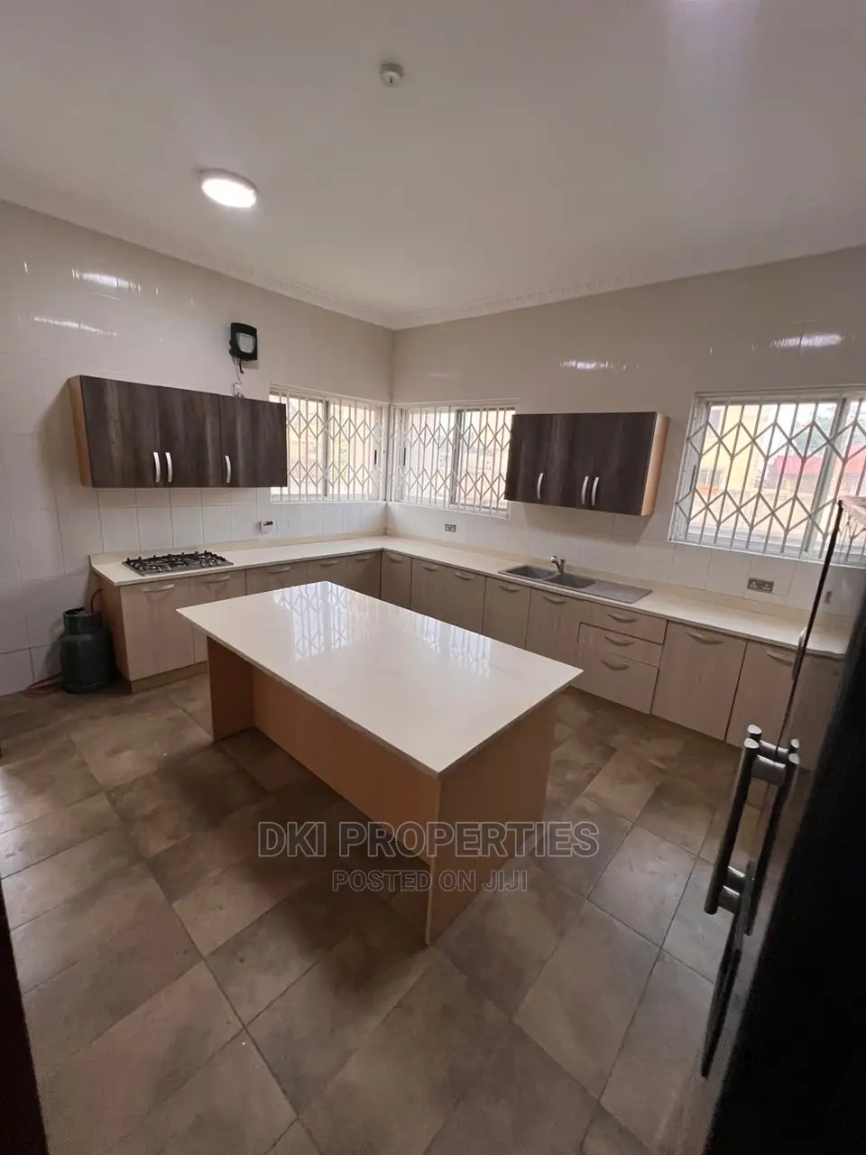 Furnished 4bdrm House in Dki Properties, East Legon for Rent