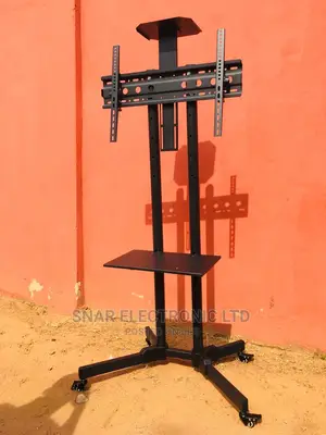 Nice TV Stand