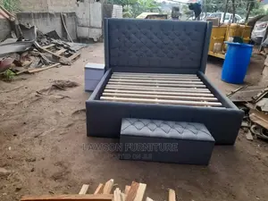 Queen Size Bed, Ottoman and Side Drawer