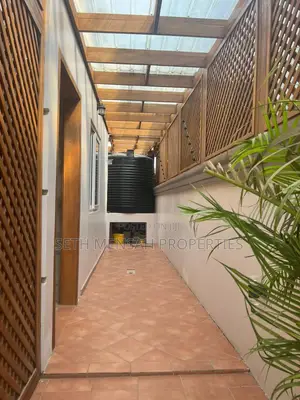 Furnished 5bdrm House in Skm Property, East Legon for Rent