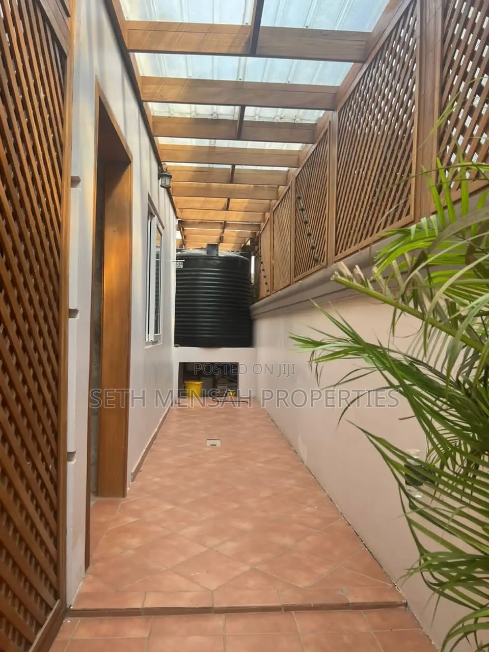 Furnished 5bdrm House in Skm Property, East Legon for Rent