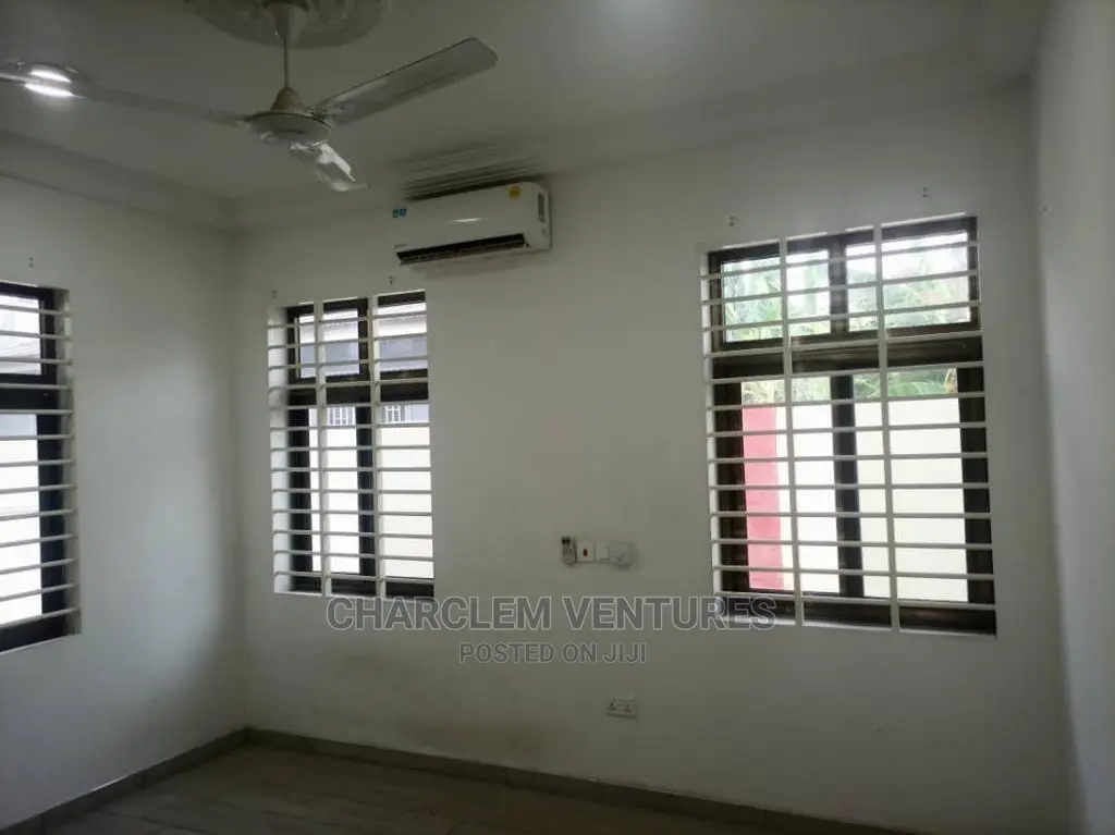 3bdrm House in East Legon for Rent