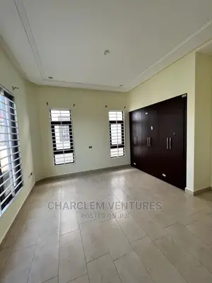 3bdrm House in East Legon for Rent