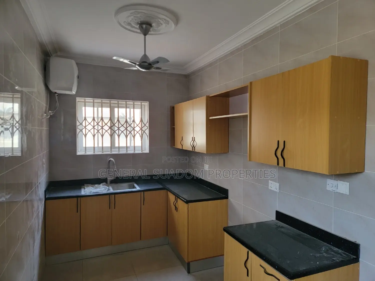 2bdrm Apartment in Suadom Properties, Coca Cola for rent