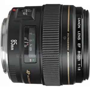 Canon Ef 85mm USM