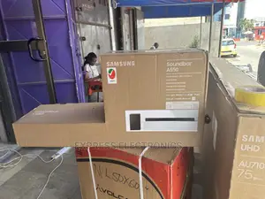 Full Range Sounds Great  A550 410w Samsung With Woofer