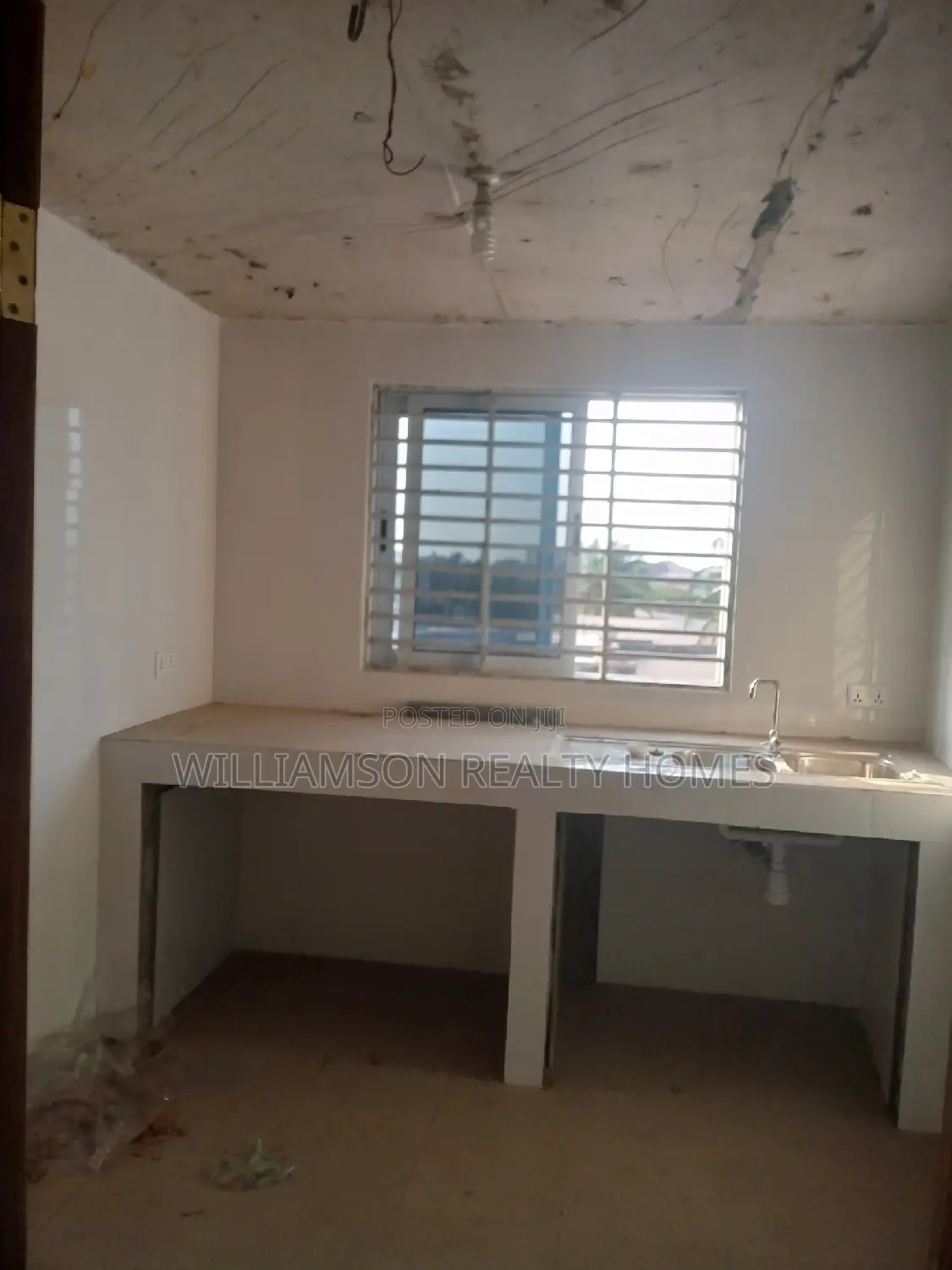 1bdrm Apartment in Community 16 Area, Spintex for rent