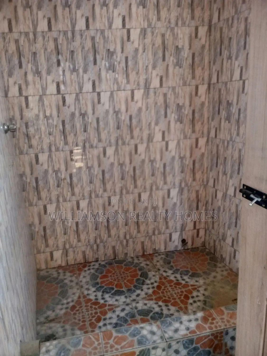 1bdrm Apartment in Community 16 Area, Spintex for rent