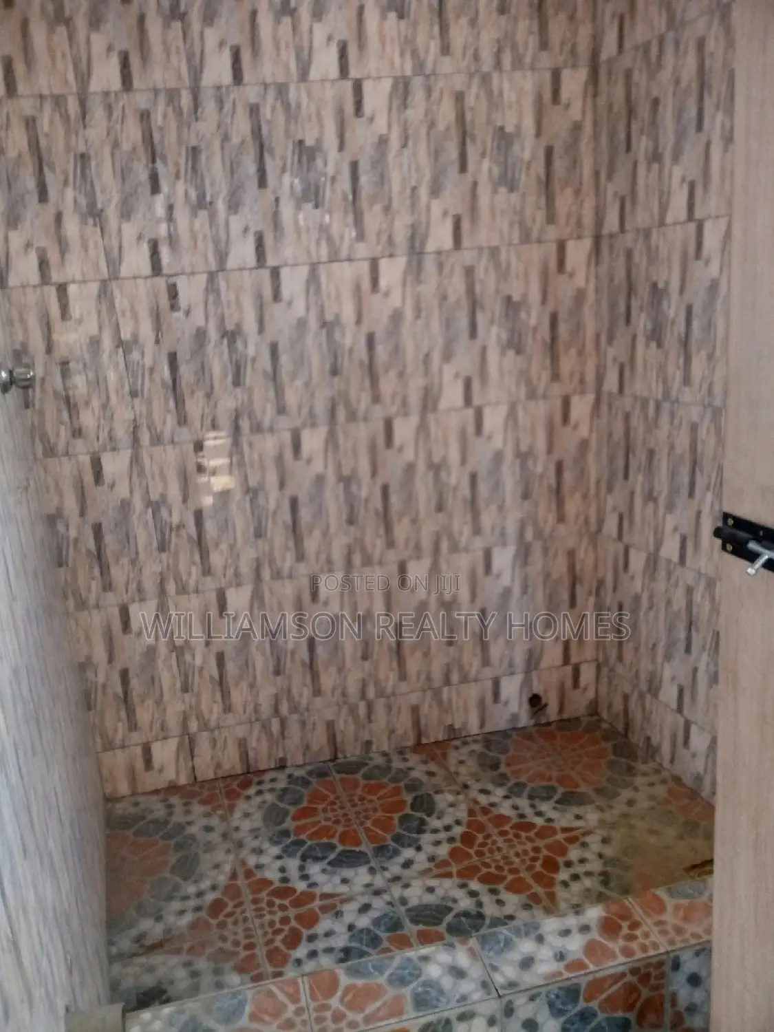 1bdrm Apartment in Community 16 Area, Spintex for rent