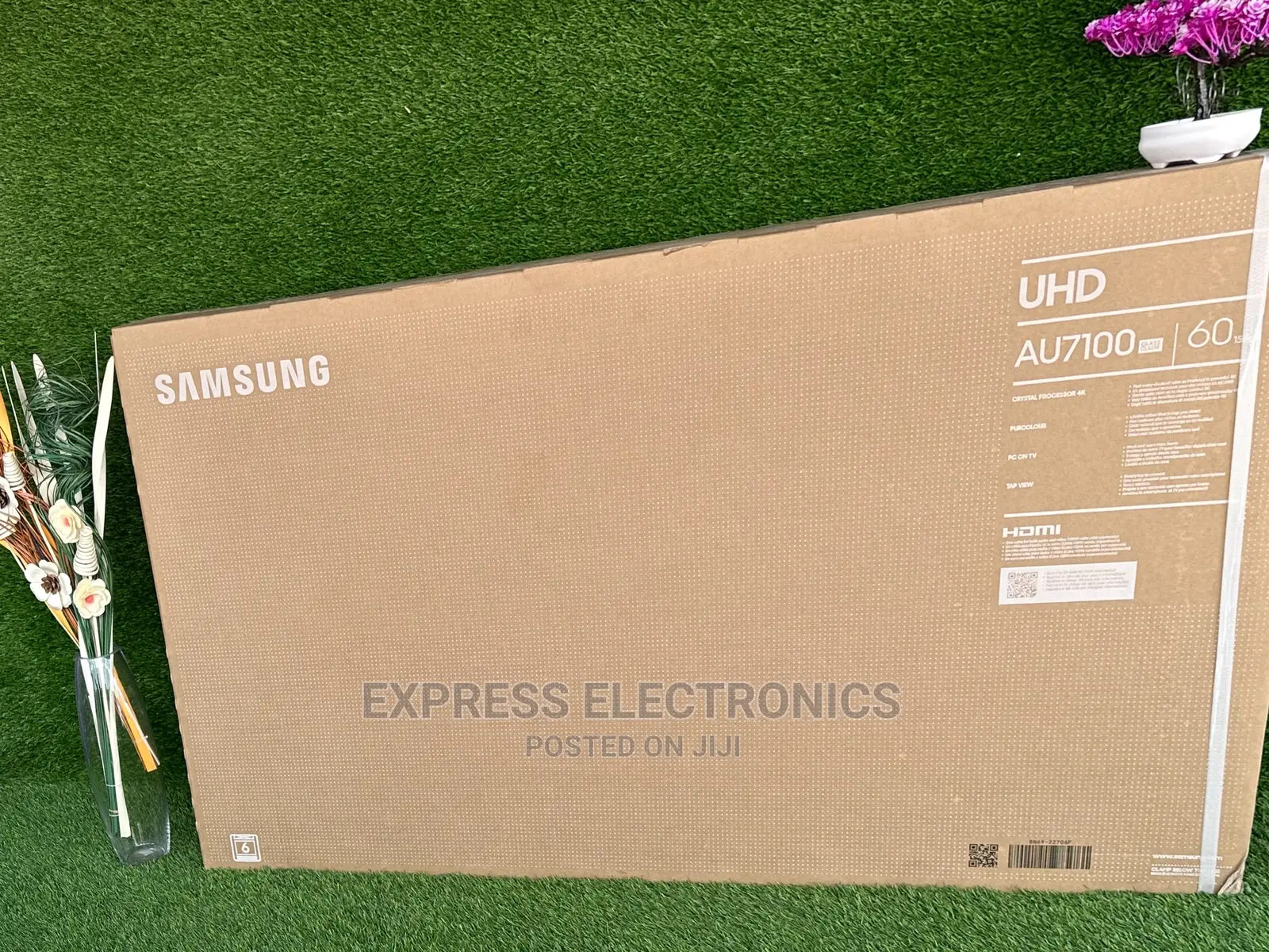 Crystal UHD LED Samsung Series 7 60” Display Diagonal