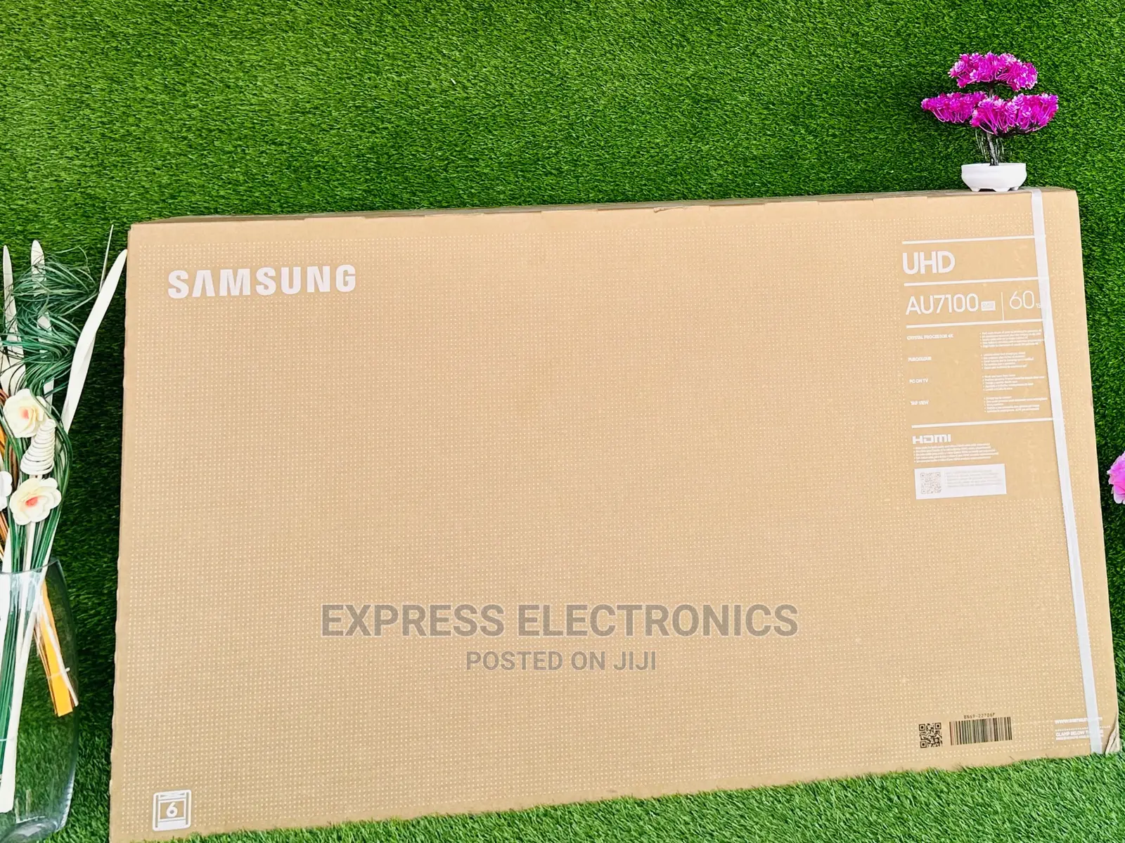Samsung Sharp Vivid Contrast 60” UHD Smart Tv Au7272