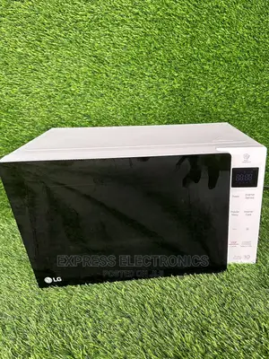 White Color LG Microwave Oven MH6535GISW Led Light  42L