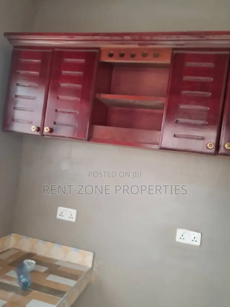 1bdrm Apartment in Ofankor for rent