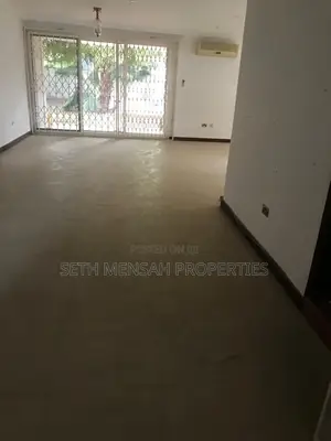4bdrm House in Achimota for Sale