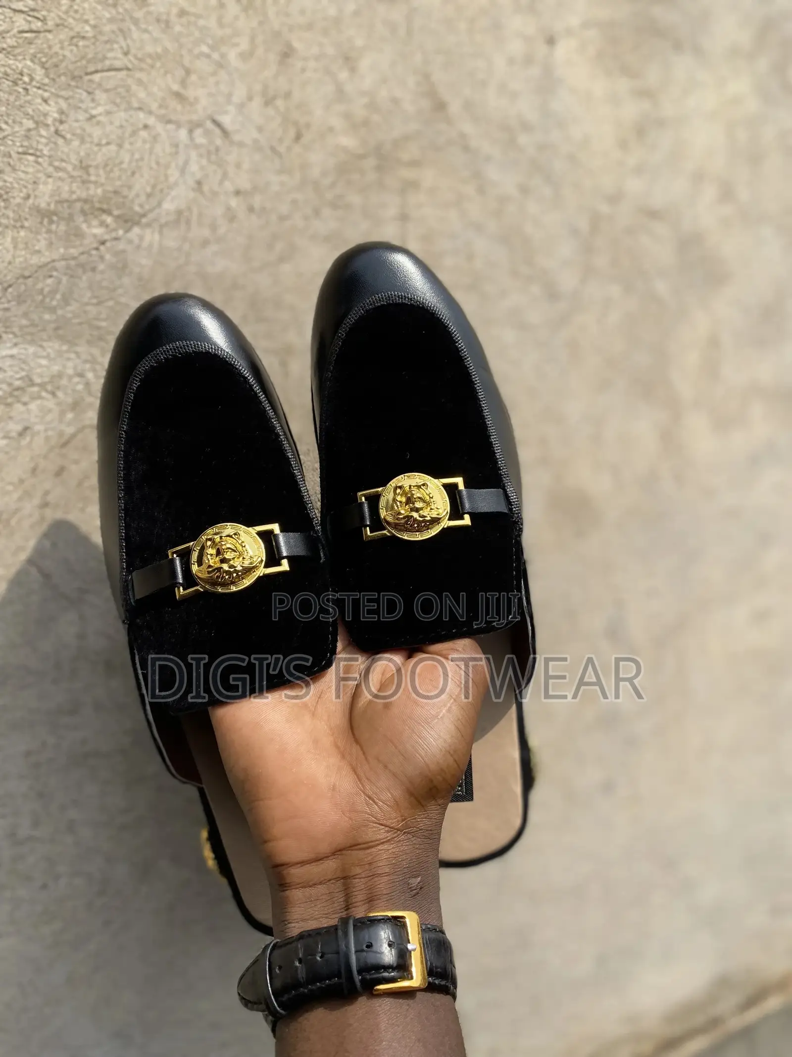 Suede Half Shoe